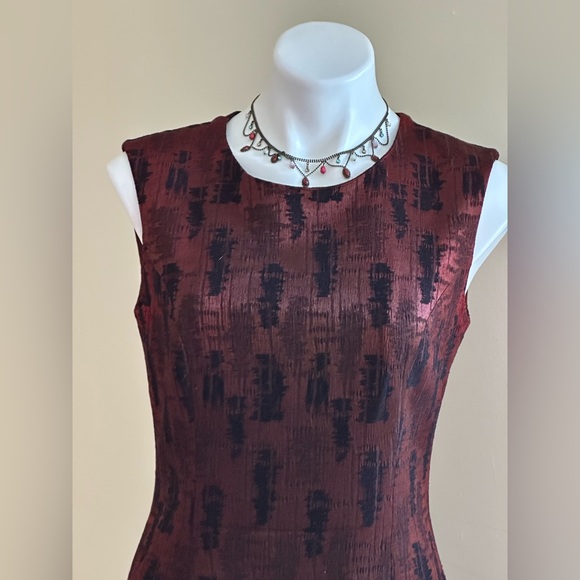 Votre Nom Paris Pretty Red Metallic Black Sleeveless Sheath Dress SZ 3  US SZ 6 - Picture 2 of 14